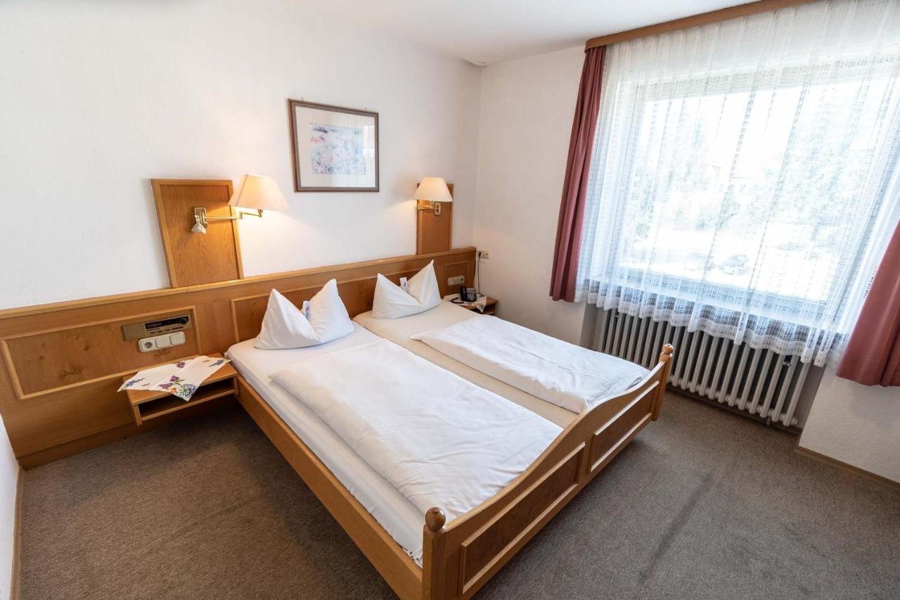 Hotel-Gasthof Zum Dragoner Пайтинг Екстериор снимка