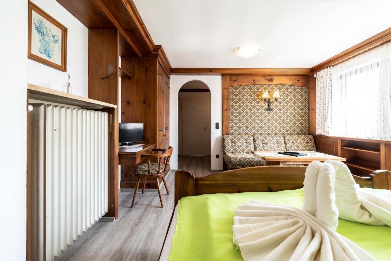 Hotel-Gasthof Zum Dragoner Пайтинг Екстериор снимка