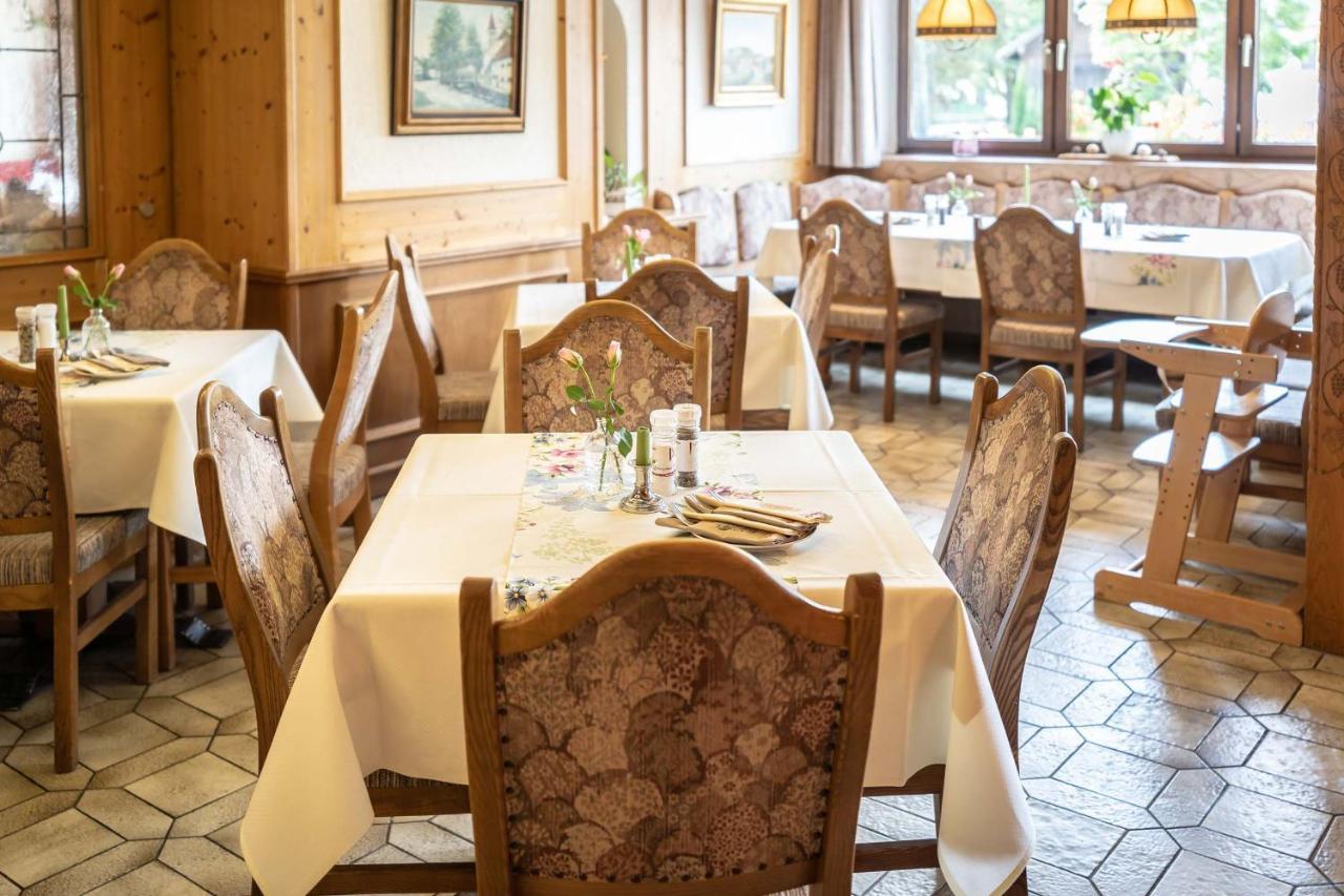 Hotel-Gasthof Zum Dragoner Пайтинг Екстериор снимка